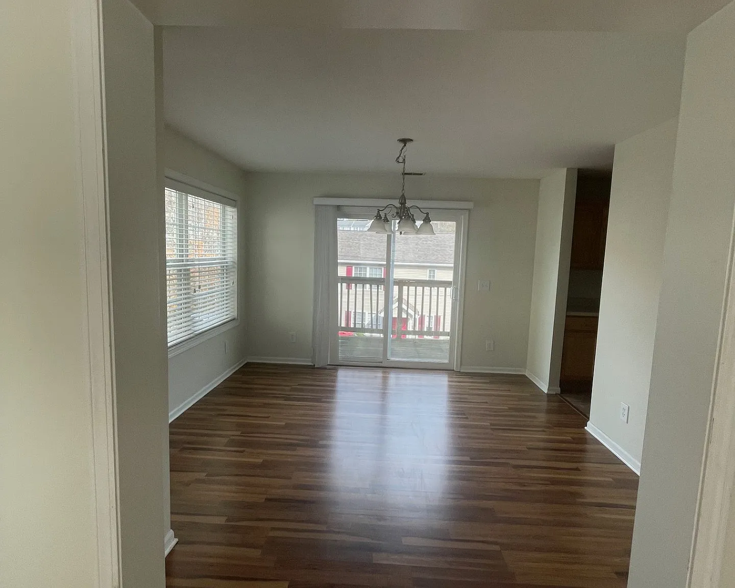 4 bed, 1456 sqft, $1,800 — Photo 4