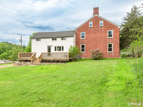 560 Manchester Rd, Glastonbury, CT 06033