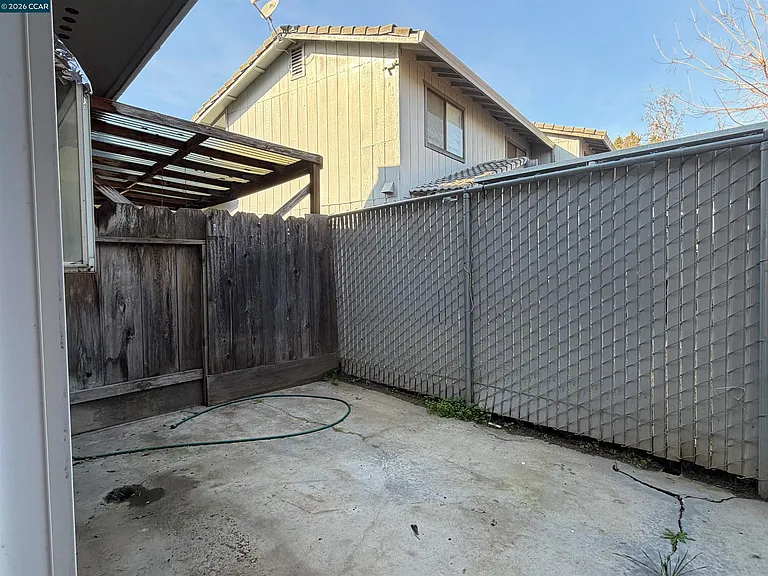 1648 W North Bear Creek Dr — Photo 12