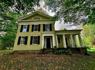 9192 Creek Rd, Batavia, NY 14020