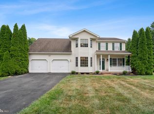 102 Jenny Lind Dr, Harpers Ferry, WV 25425