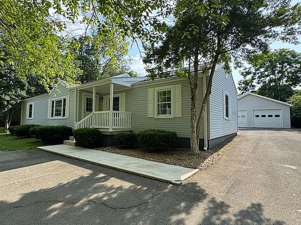 132 Highland Dr