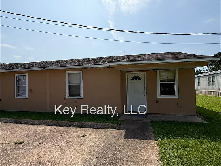 413B Hickory St — Photo 1
