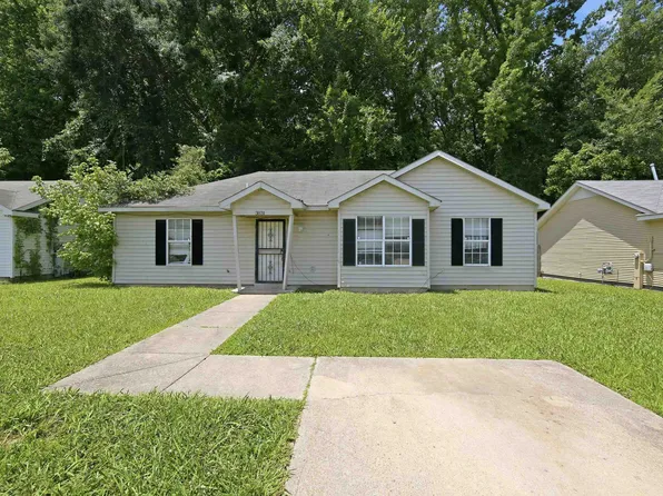 3831 Black Forest Dr, Memphis, TN 38128