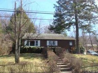 5 Oak Dr, South Fallsburg, NY 12779