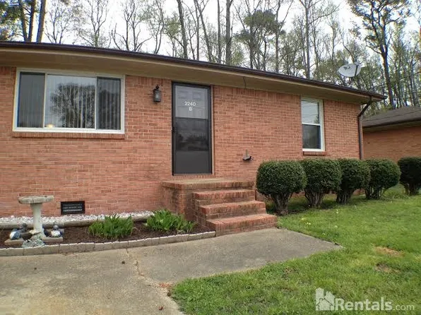 2240 Iowa St #A, Chesapeake, VA 23323
