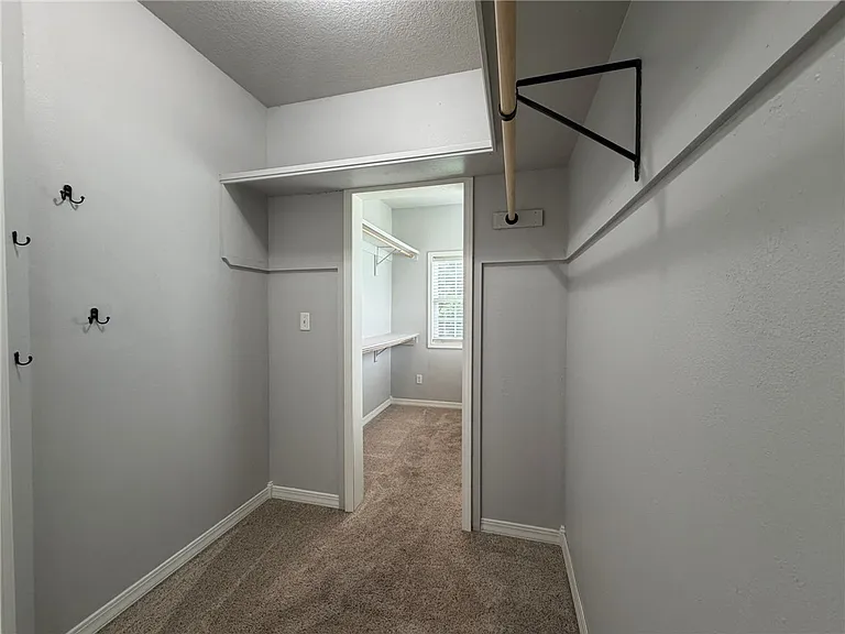 1 Elder Ln — Photo 18