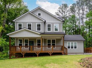 2805 Pineland Ave, Atlanta, GA 30340