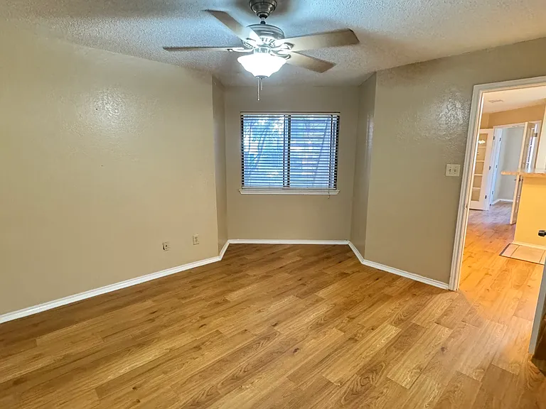 2311 Balsam Dr #H105 — Photo 6