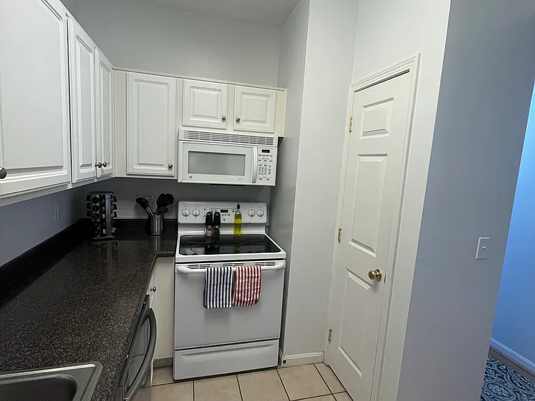 1130 Westlynne Pl #2 — Photo 13