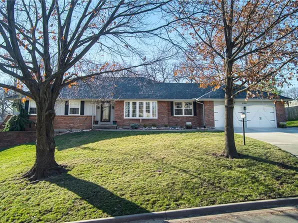 6306 Sherwood Ln, Merriam, KS 66203