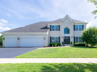 38W391 Callighan Pl, Geneva, IL 60134