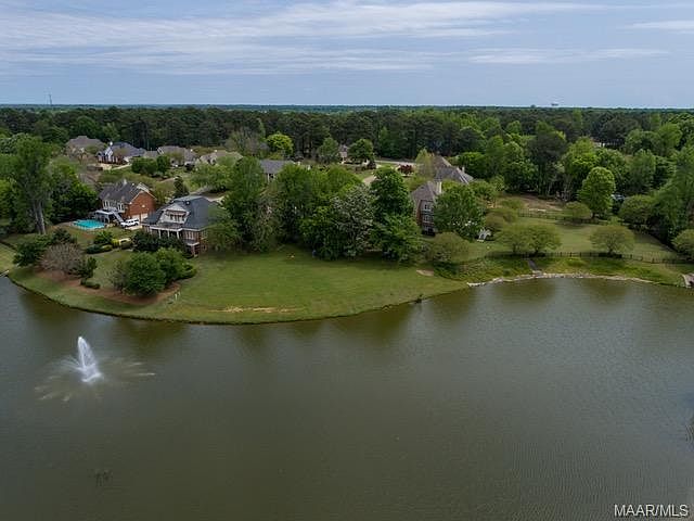 1st image of 7172 Wyngrove Dr