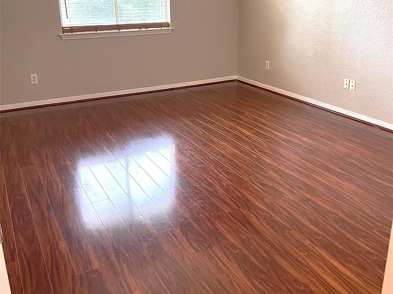 14210 Meadow Estates Ln — Photo 23