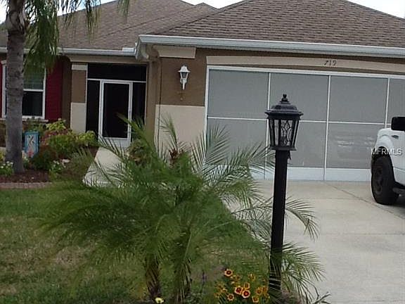 3rd image of 719 Camellia Green Dr