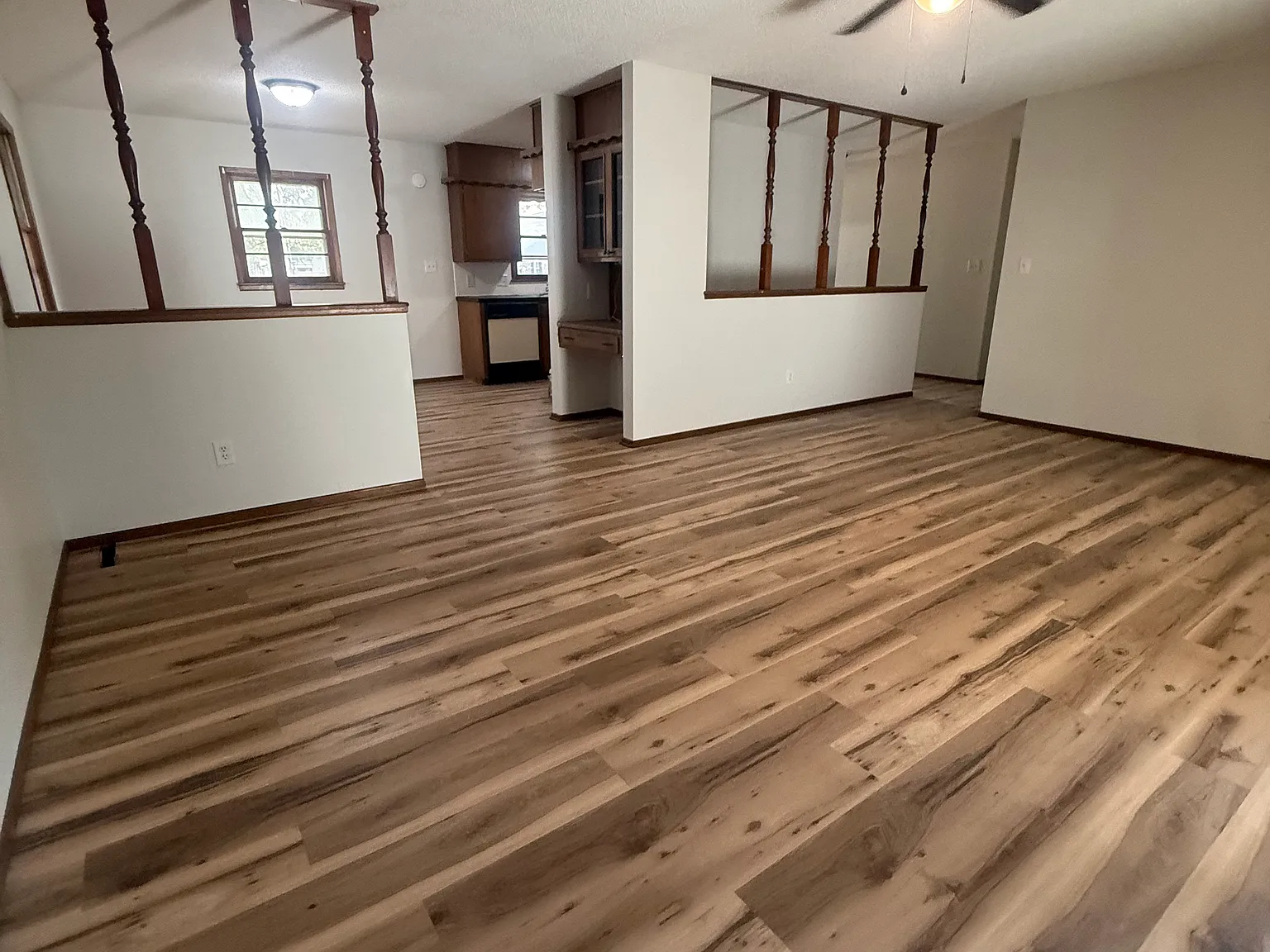 3 bed, 1270 sqft, $1,500 — Photo 2