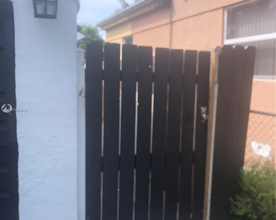1st image of 2538 Washington St #B