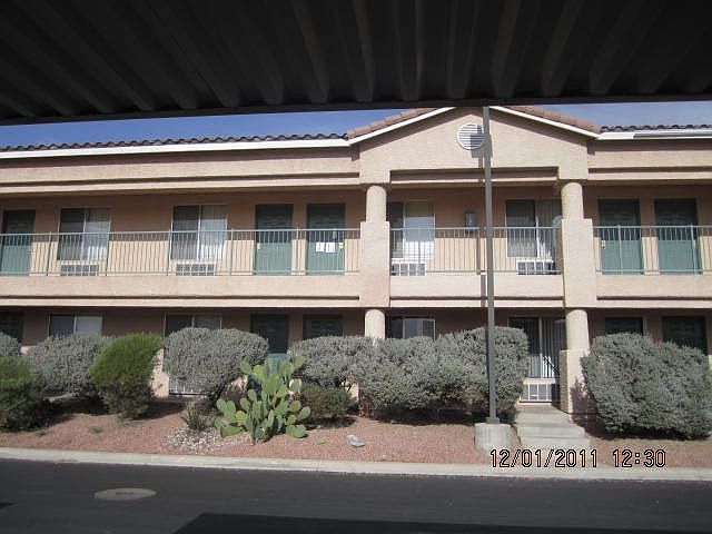 2nd image of 100 Pulsipher Ln Unit 7222