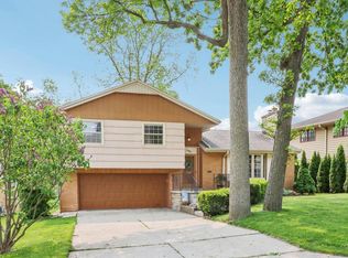 2628 S 49th St, Milwaukee, WI 53219