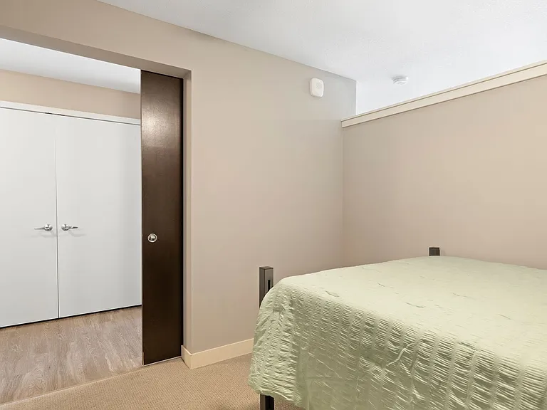Spectrum Apartments & Townhomes — Photo 34