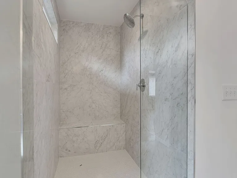 5917 Robertson Ave — Photo 24
