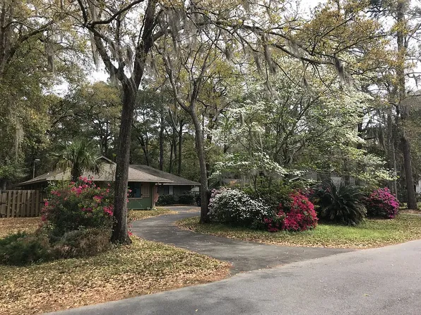 12 River Oaks Dr, Bluffton, SC 29910