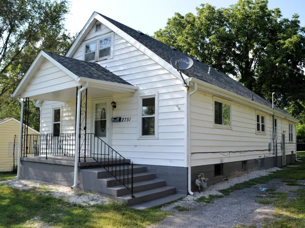2751 W Walnut Street, Springfield, MO 65802