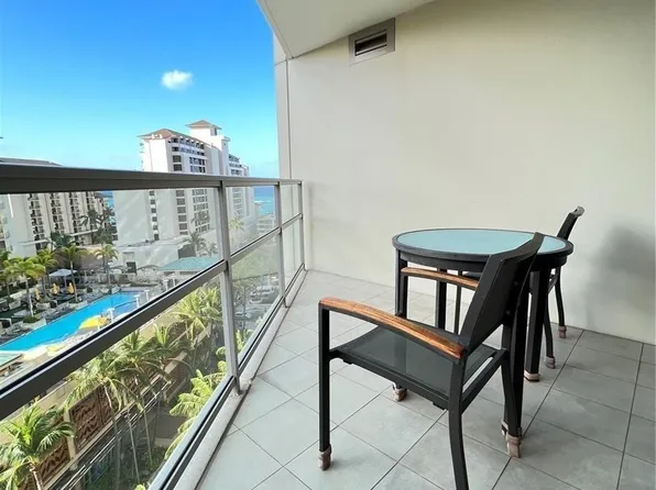 223 Saratoga Rd #1108, Honolulu, HI 96815