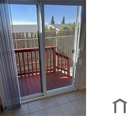 5th image of 240 Holly St #11
