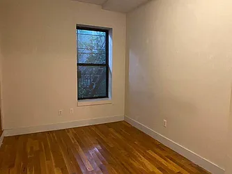 Rented by Tapiro Realty