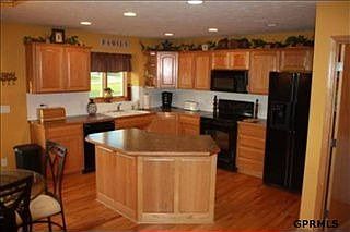 4th image of 21414 Hancock Dr