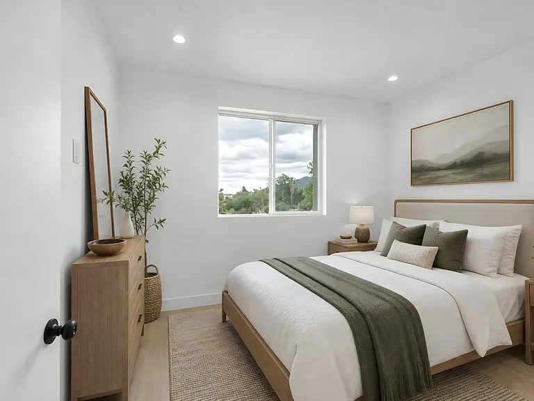 10746 Hortense St #1/2 — Photo 7