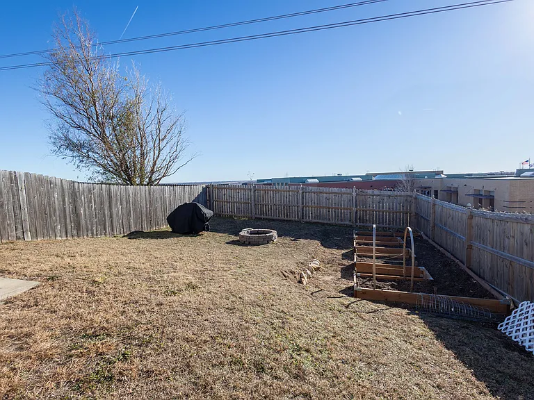 2727 Elm Creek Dr — Photo 25