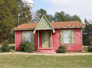 809 Linda Dr, Daingerfield, TX 75638