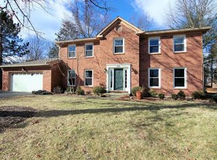 6419 Roth Ridge Dr, Loveland, OH 45140