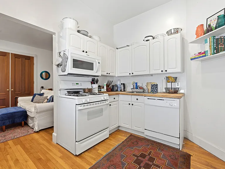 45 Rutland St #2 — Photo 6