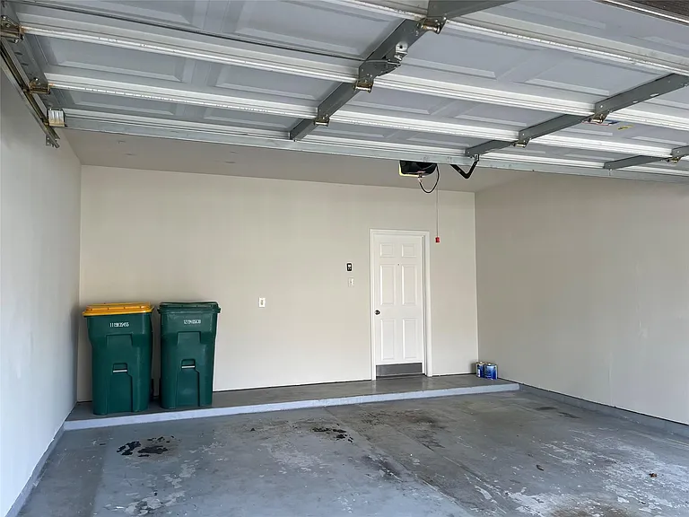 6111 Morningshire Ln — Photo 33