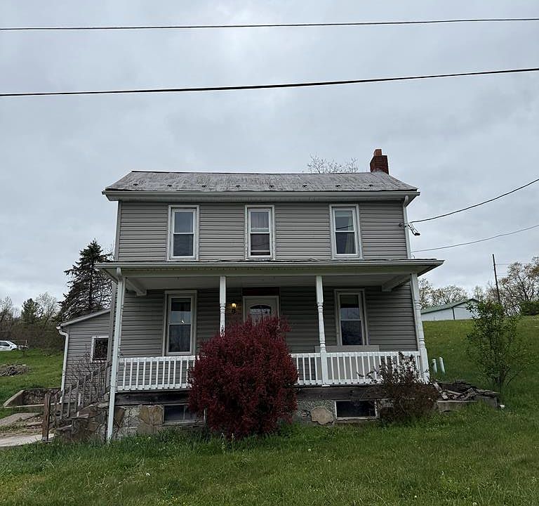 1st image of 20216 4th St