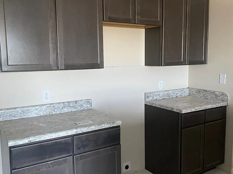 2200 McFarland Rd — Photo 1
