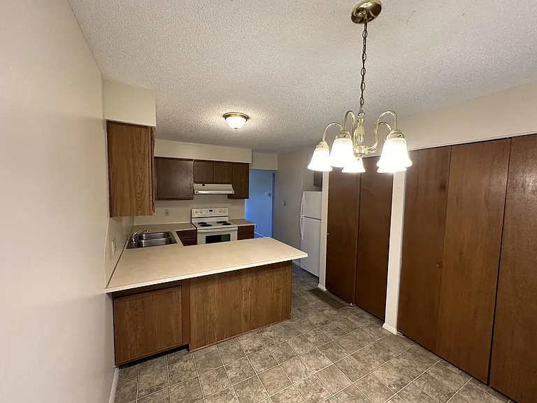 709 Devonshire Dr #709 — Photo 2