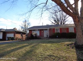 9706 Lyric Ln, Jeffersontown, KY 40299
