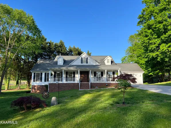 4703 Colonial Harbor Dr, Louisville, TN 37777