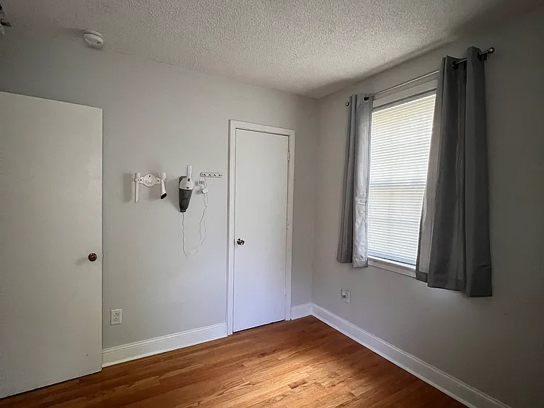 1312 Barrow Ct — Photo 13