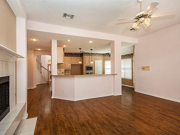 4th image of 1429 Sassafras Dr