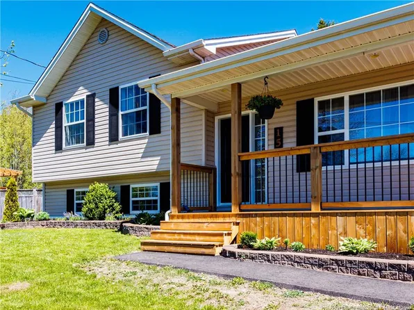 15 Talith St, Moncton, NB E1E 4V4