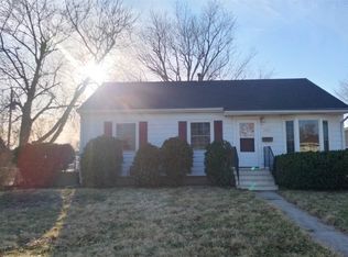 1100 29th St, Marion, IA 52302