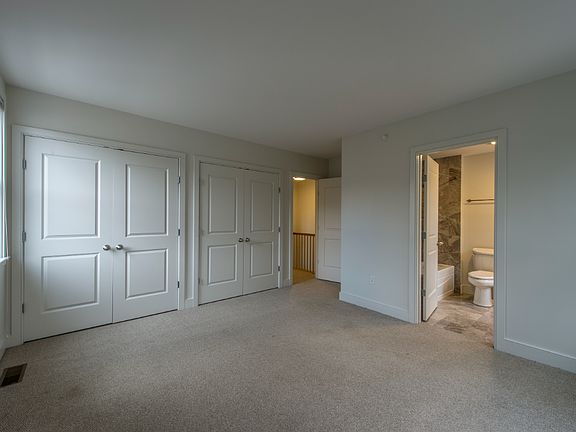 5th image of 113 2nd St #1