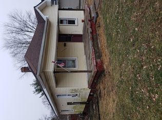 1334 S 8th St, Clinton, IN 47842