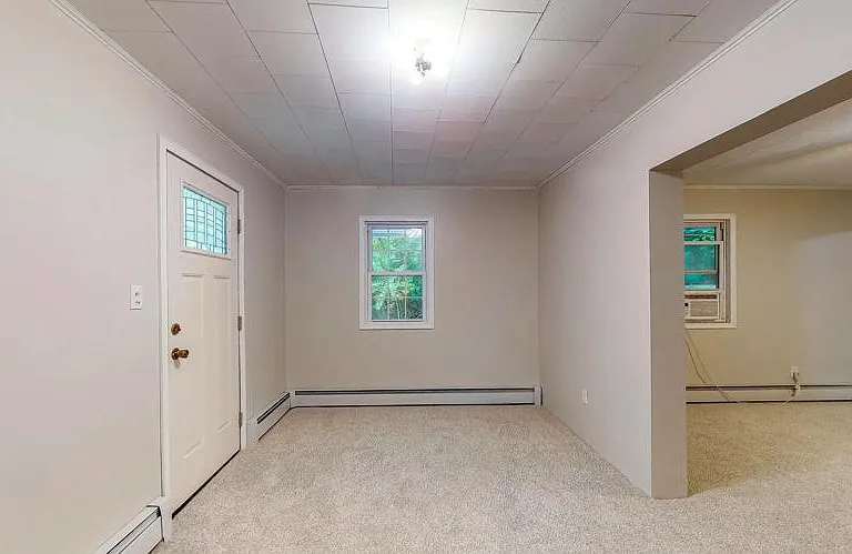 224 Coal St — Photo 5