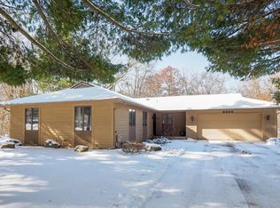 8350 Valleywood Ln, Portage, MI 49024